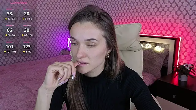 EmmySkyy online show from 09.19.25