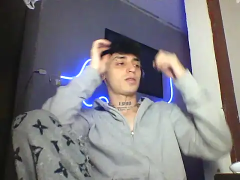 Snapshot of xalejo_max chatting on 07.22.26 xalejo max online show from 07.22.26