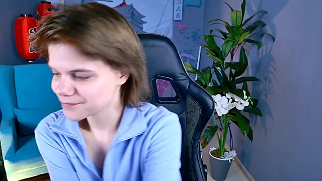 Snapshot of EllieMurler chatting on 11.09.25 EllieMurler online show from 11.09.25