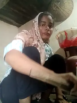 Hot siiii online show from 10.30.25