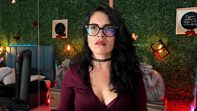 Snapshot of Linagh_ chatting on 02.28.26 Linagh online show from 02.28.26