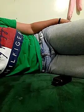 Snapshot of Mroma89six chatting on 10.28.25 Mroma89six online show from 10.28.25