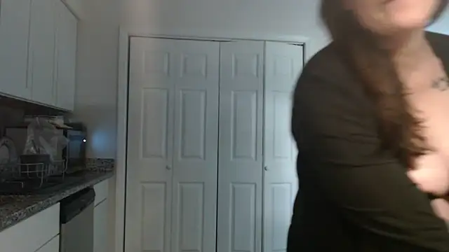 GabbyTate online show from 04.08.26