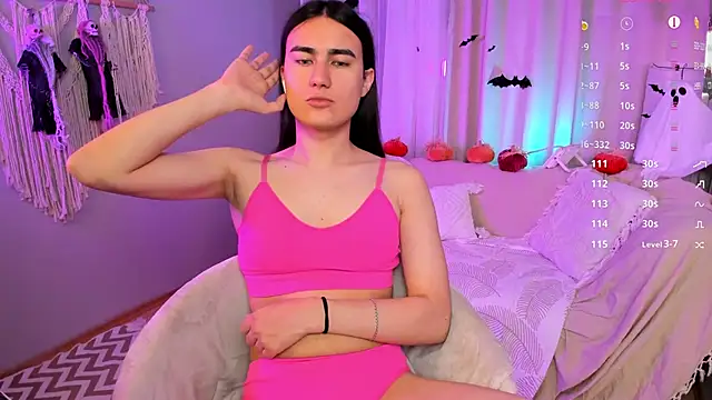 HeyAlena online show from 10.26.25