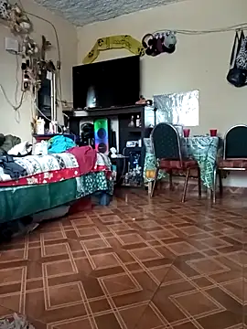 Snapshot of mexosito27 chatting on 09.18.25 mexosito27 online show from 09.18.25