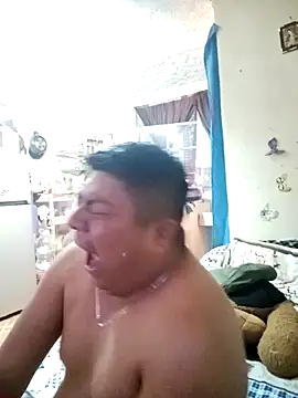 Snapshot of mexosito27 chatting on 10.03.25 mexosito27 online show from 10.03.25