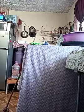 Snapshot of mexosito27 chatting on 10.28.25 mexosito27 online show from 10.28.25