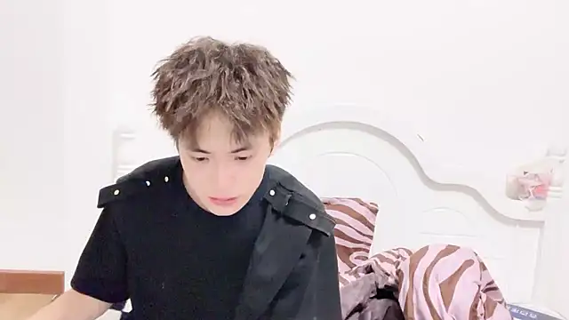 linger2563 online show from 09.17.25