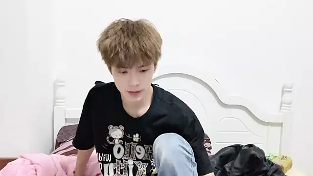 linger2563 online show from 10.11.25