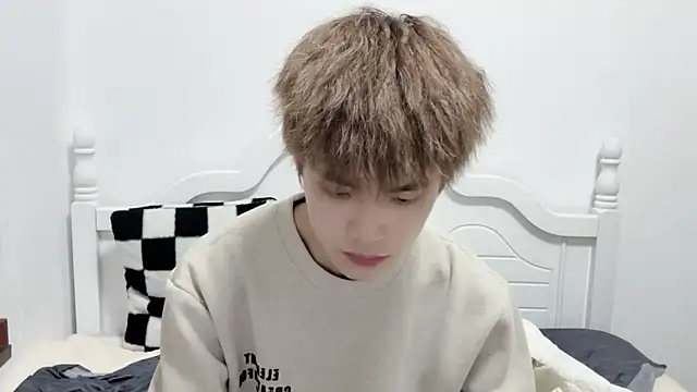 linger2563 online show from 10.28.25