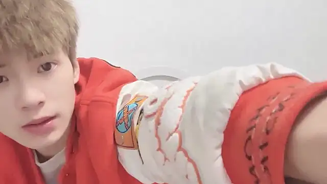 linger2563 online show from 11.10.25