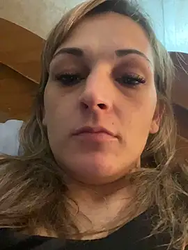 Snapshot of nicole9666 chatting on 11.17.25 nicole9666 online show from 11.17.25