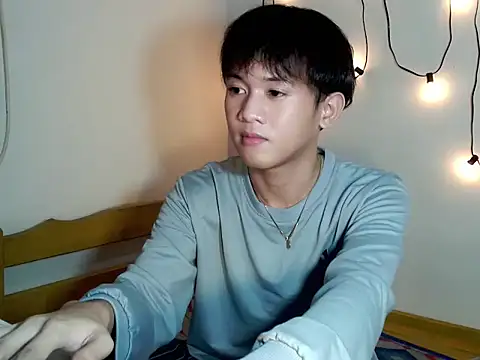 Snapshot of Asianjas chatting on 10.16.25 Asianjas online show from 10.16.25