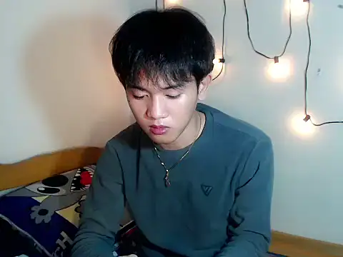 Snapshot of Asianjas chatting on 10.17.25 Asianjas online show from 10.17.25