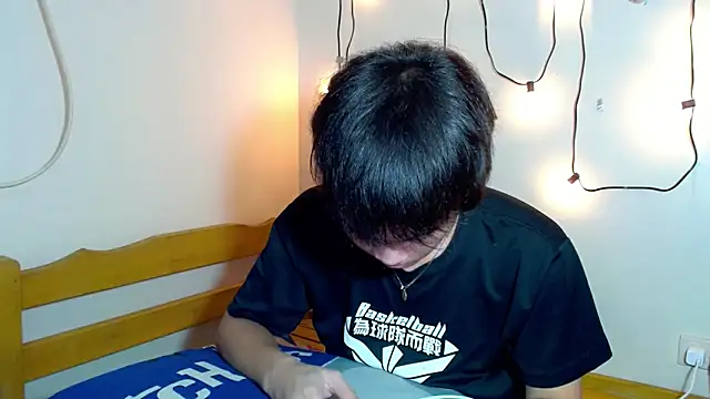 Snapshot of Asianjas chatting on 10.18.25 Asianjas online show from 10.18.25