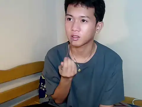 Snapshot of Asianjas chatting on 10.31.25 Asianjas online show from 10.31.25