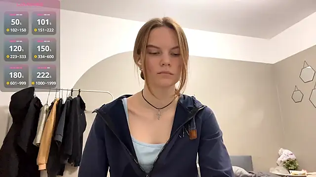 AudreyHammond online show from 10.04.25