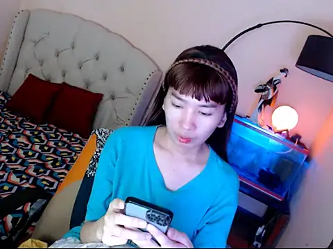 ShantalFoxxy  online show from 10.17.25