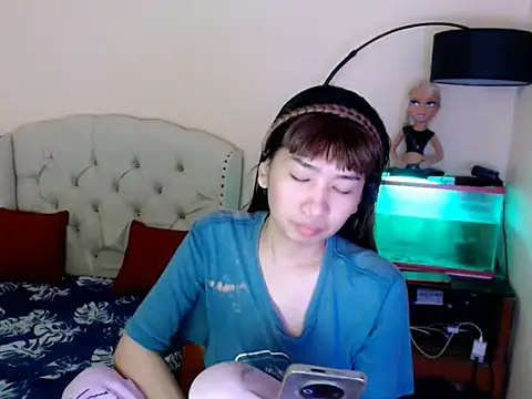 ShantalFoxxy  online show from 02.23.26