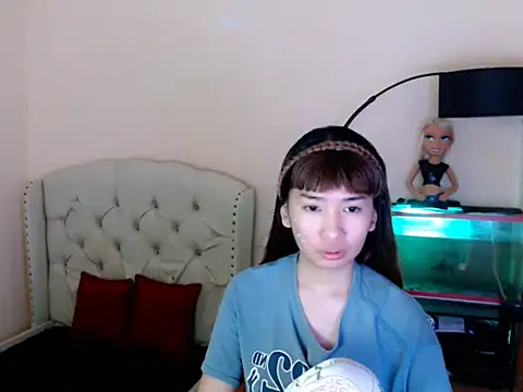 ShantalFoxxy  online show from 04.12.26