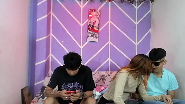 lau and boys18 online show from 09.27.25