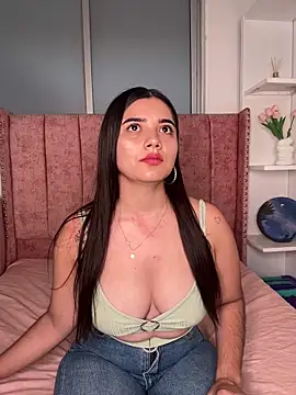 salomecute21 online show from 02.17.26