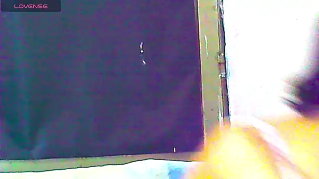 Snapshot of Natzu_Choi chatting on 10.02.25 Natzu Choi online show from 10.02.25