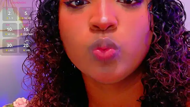 Snapshot of Cristal-Jonnes chatting on 10.11.25 Cristal-Jonnes online show from 10.11.25