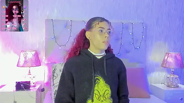 Pamelamiler   online show from 11.05.25