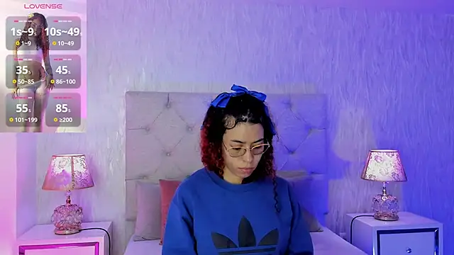 Pamelamiler   online show from 04.07.26