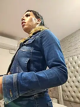 Snapshot of Pamelamiler__ chatting on 05.09.26 Pamelamiler online show from 05.09.26
