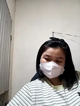 Daisy-lusia96 online show from 10.24.25