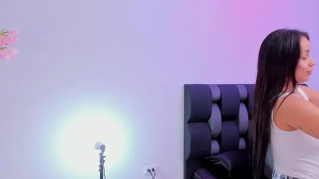 maily zanss online show from 04.11.26