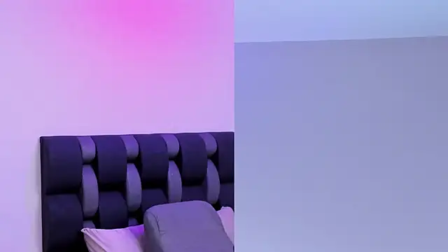 maily zanss online show from 04.14.26