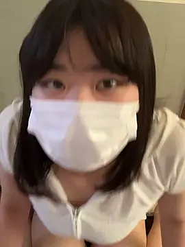 Snapshot of -SAKI-xx chatting on 10.03.25 -SAKI-xx online show from 10.03.25