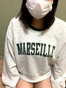 Snapshot of -SAKI-xx chatting on 10.23.25 -SAKI-xx online show from 10.23.25