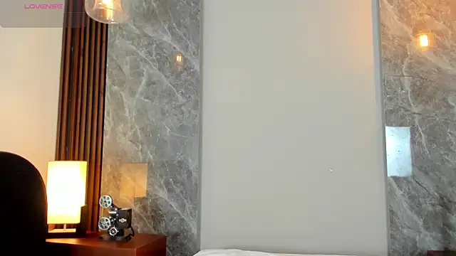 Snapshot of Emma_hunter_ chatting on 10.17.25 Emma hunter online show from 10.17.25