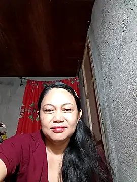 Everleigh mom online show from 12.14.25