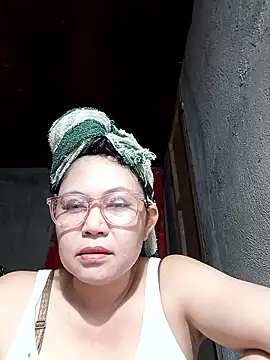 Everleigh mom online show from 01.12.26