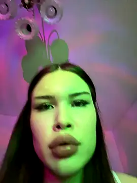 misssurprizisss online show from 11.06.25