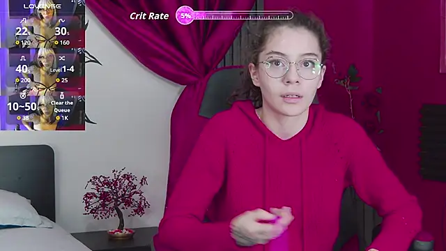 RavennMoonn online show from 09.30.25