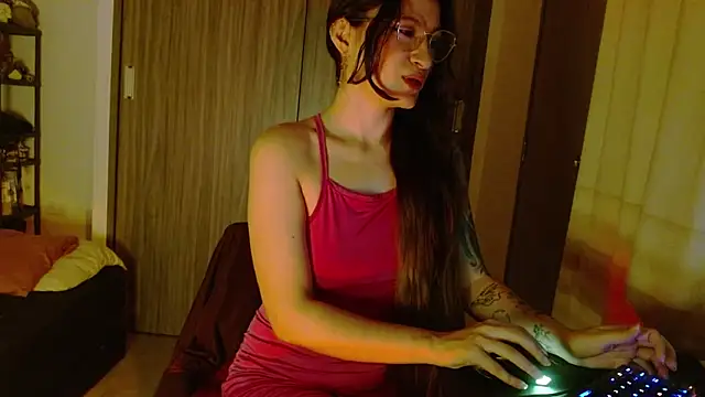 lia ana online show from 02.28.26