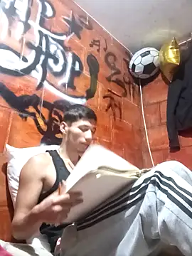 Snapshot of alexandercruz chatting on 04.22.26 alexandercruz online show from 04.22.26