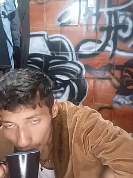 Snapshot of alexandercruz chatting on 05.20.26 alexandercruz online show from 05.20.26