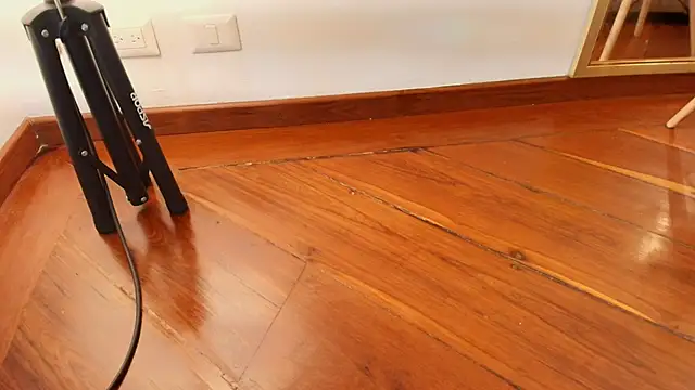 zarah andrew   online show from 10.28.25