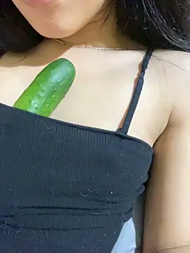 Snapshot of Sayhi_xo chatting on 10.30.25 Sayhi xo online show from 10.30.25