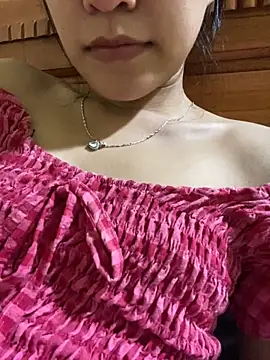 Snapshot of Sayhi_xo chatting on 11.05.25 Sayhi xo online show from 11.05.25