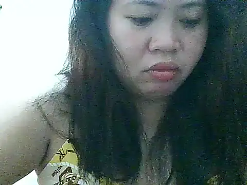 Snapshot of fresh_rosie chatting on 10.13.25 fresh rosie online show from 10.13.25