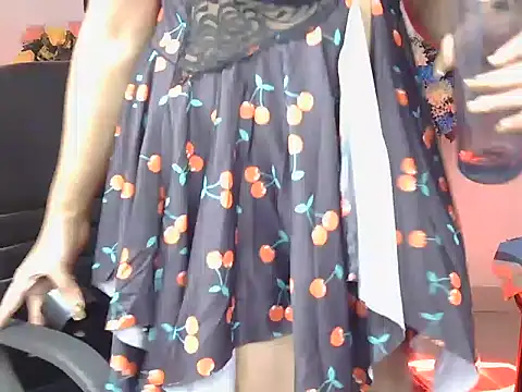 Hotti figure online show from 10.07.25