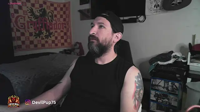 Snapshot of DevilPup75_ chatting on 02.11.26 DevilPup75 online show from 02.11.26